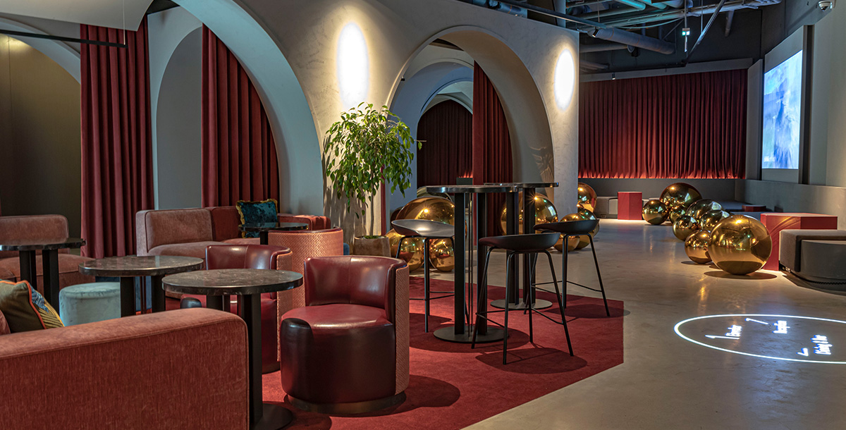 restaurant